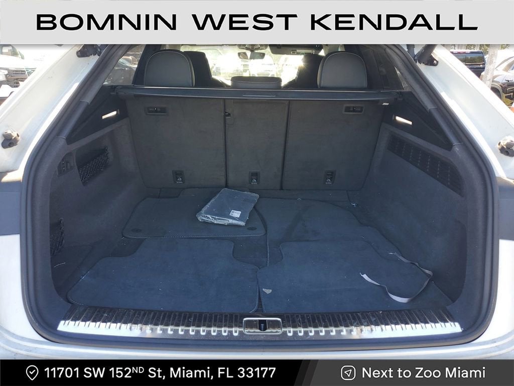 2023 Audi SQ8 Prestige