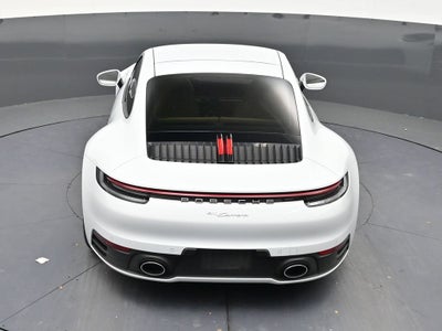2022 Porsche 911 Carrera