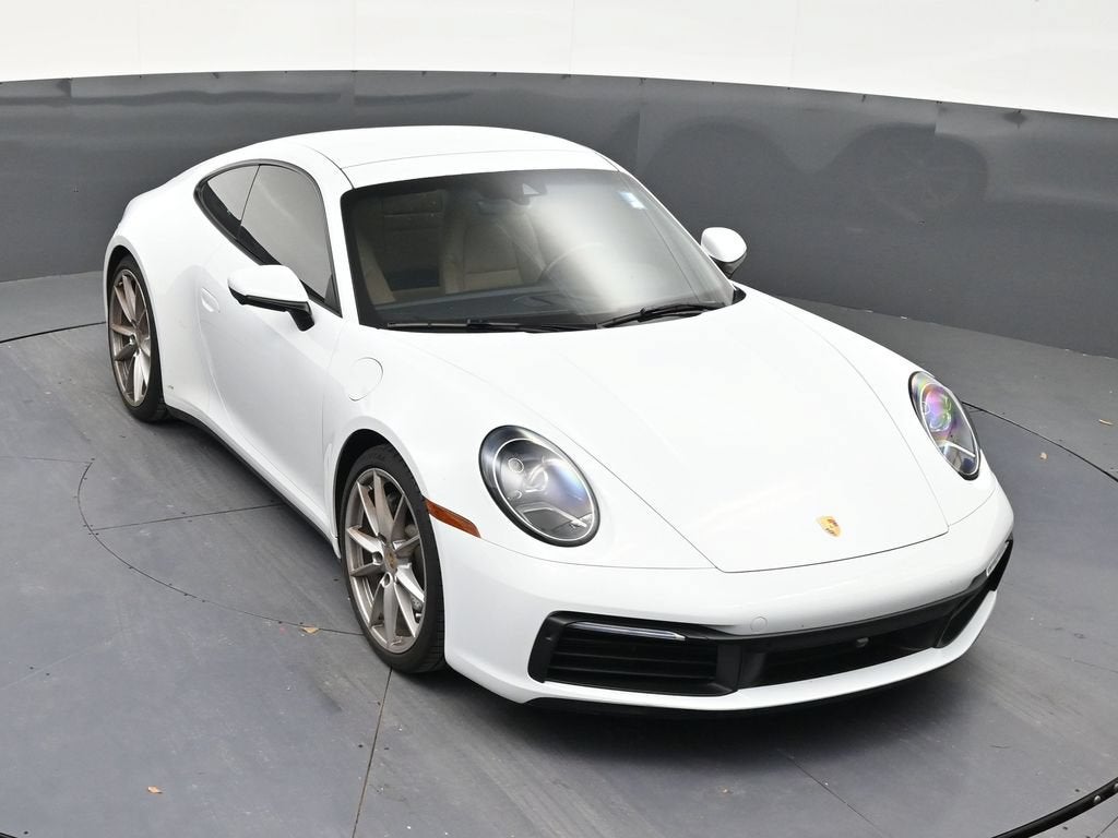 2022 Porsche 911 Carrera
