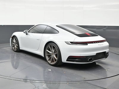 2022 Porsche 911 Carrera