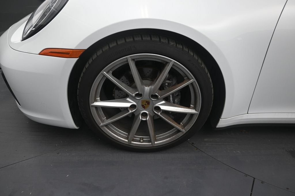 2022 Porsche 911 Carrera
