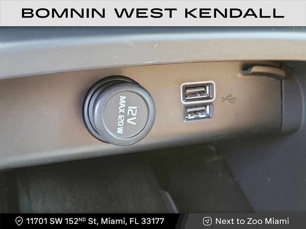 2020 Volvo XC40 Momentum