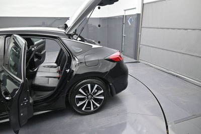 2024 Honda Civic Hatchback EX-L