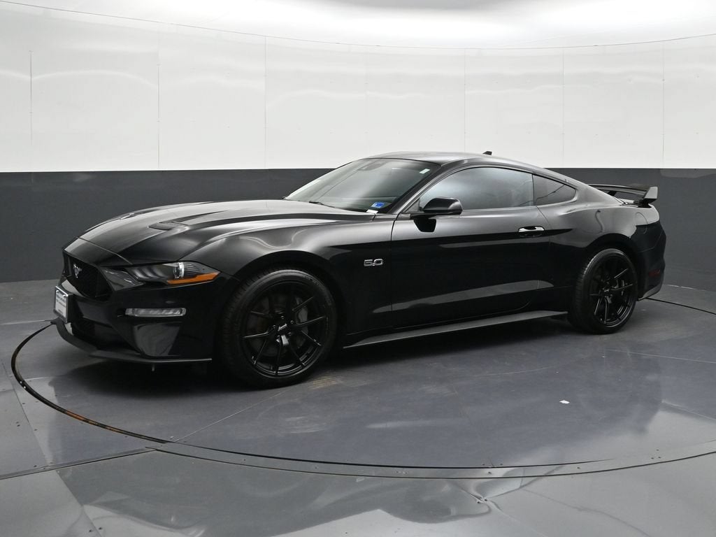 2022 Ford Mustang GT Premium Fastback