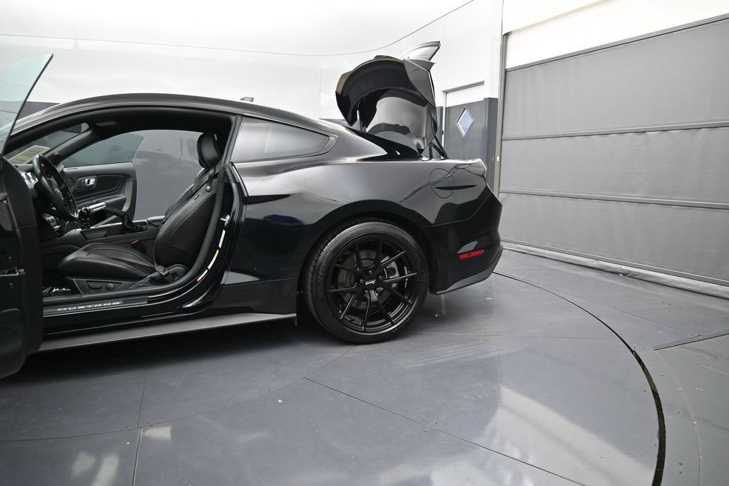 2022 Ford Mustang GT Premium Fastback