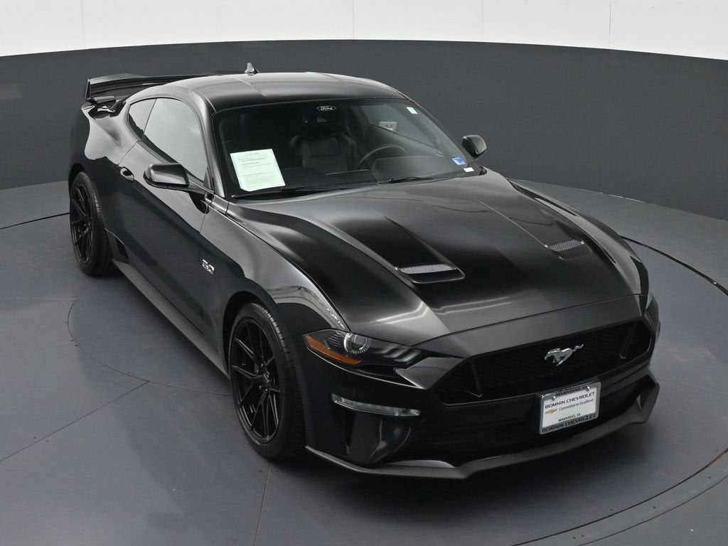 2022 Ford Mustang GT Premium Fastback