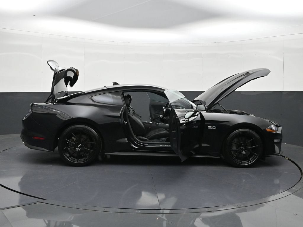 2022 Ford Mustang GT Premium Fastback