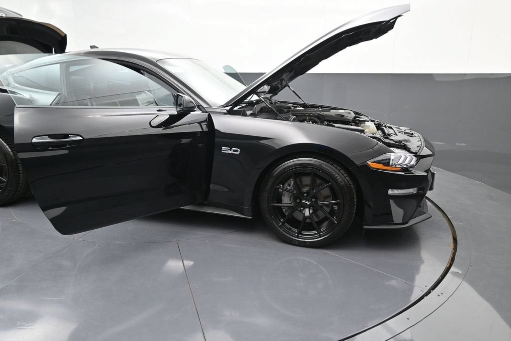2022 Ford Mustang GT Premium Fastback