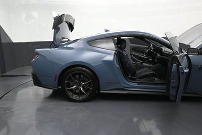 2025 Ford Mustang Dark Horse Fastback