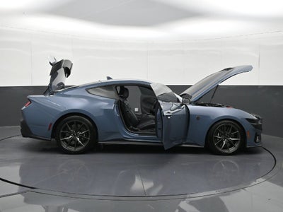 2025 Ford Mustang Dark Horse Fastback