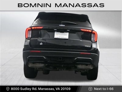 2025 Ford Explorer ST-Line