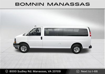 2024 Chevrolet Express Passenger 3500 1LT