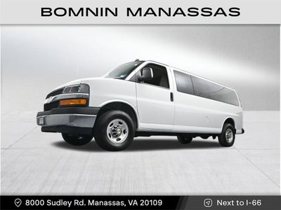 2024 Chevrolet Express Passenger 3500 1LT