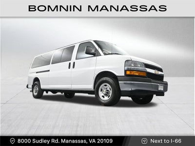 2024 Chevrolet Express Passenger 3500 1LT