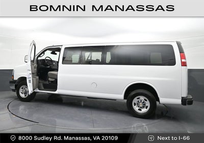 2024 Chevrolet Express Passenger 3500 1LT