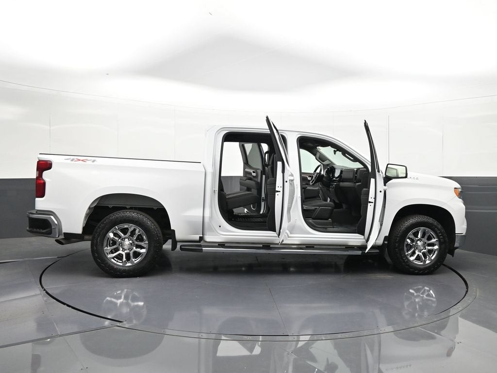 2022 Chevrolet Silverado 1500 LT (2FL)