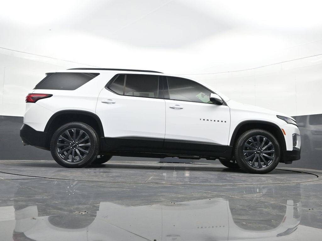 2022 Chevrolet Traverse RS