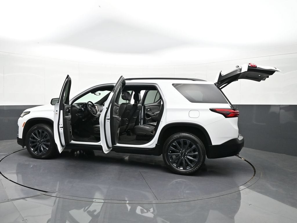 2022 Chevrolet Traverse RS