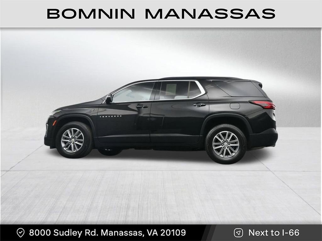 2023 Chevrolet Traverse LT Cloth
