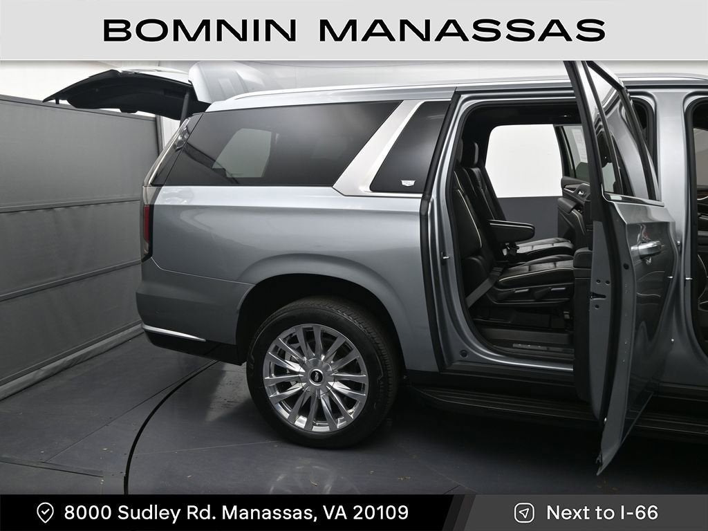 2024 Cadillac Escalade ESV Premium Luxury