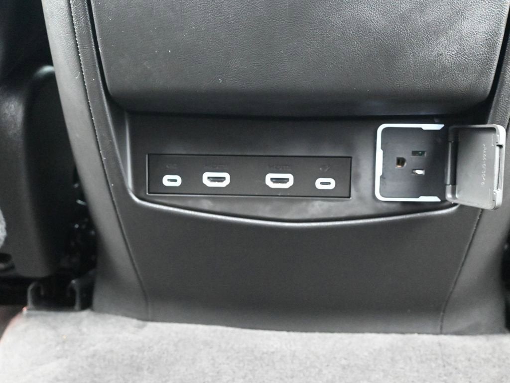 2024 Cadillac Escalade ESV Premium Luxury