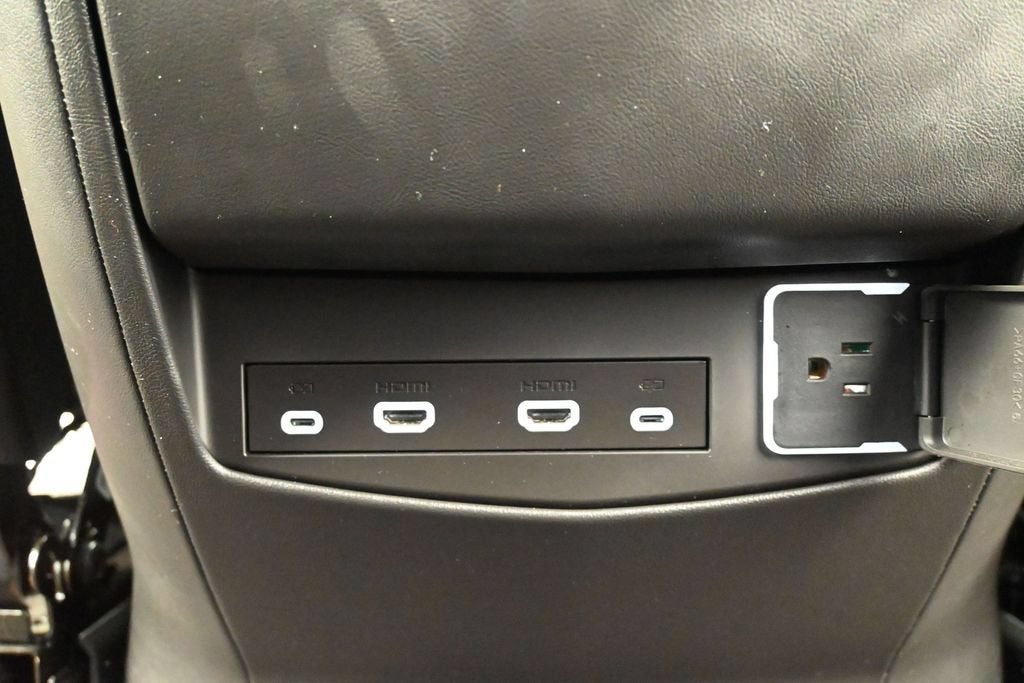 2024 Cadillac Escalade ESV Premium Luxury