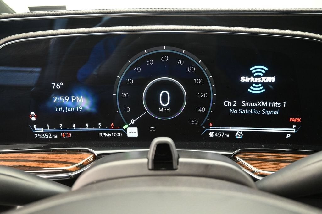 2024 Cadillac Escalade ESV Premium Luxury