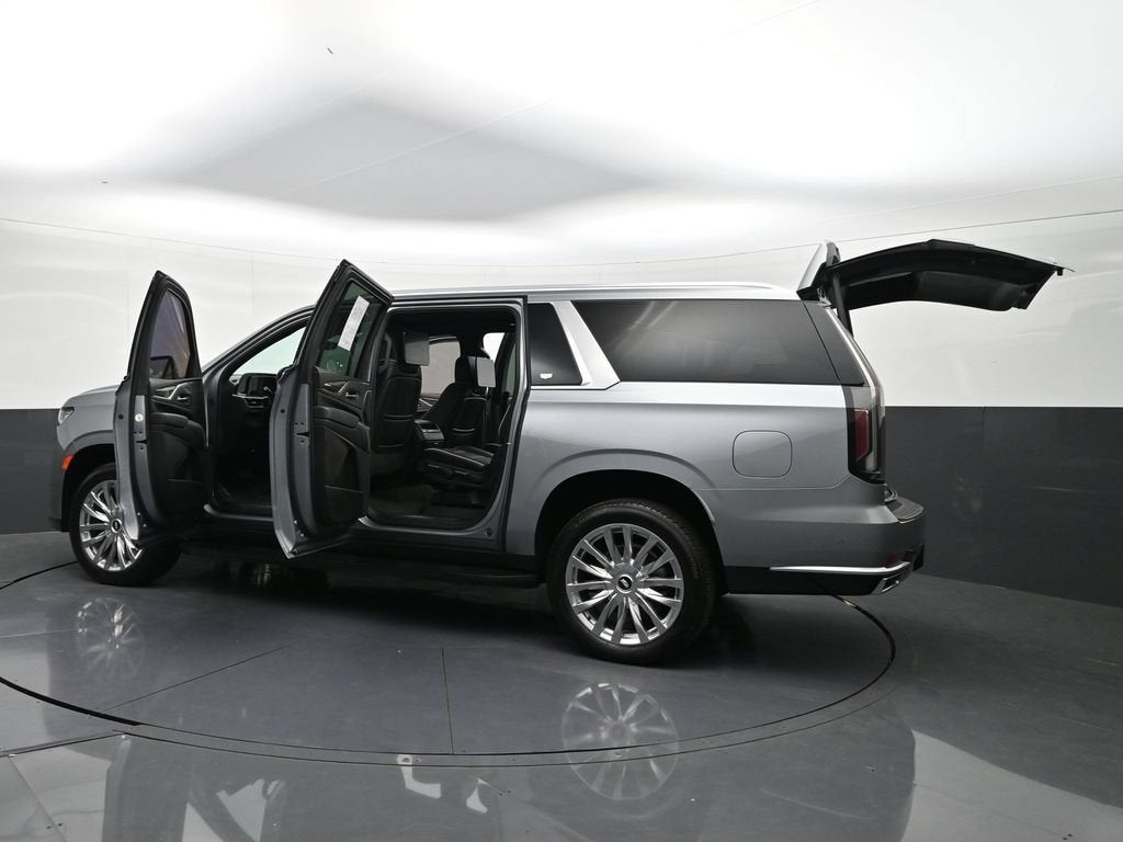 2024 Cadillac Escalade ESV Premium Luxury