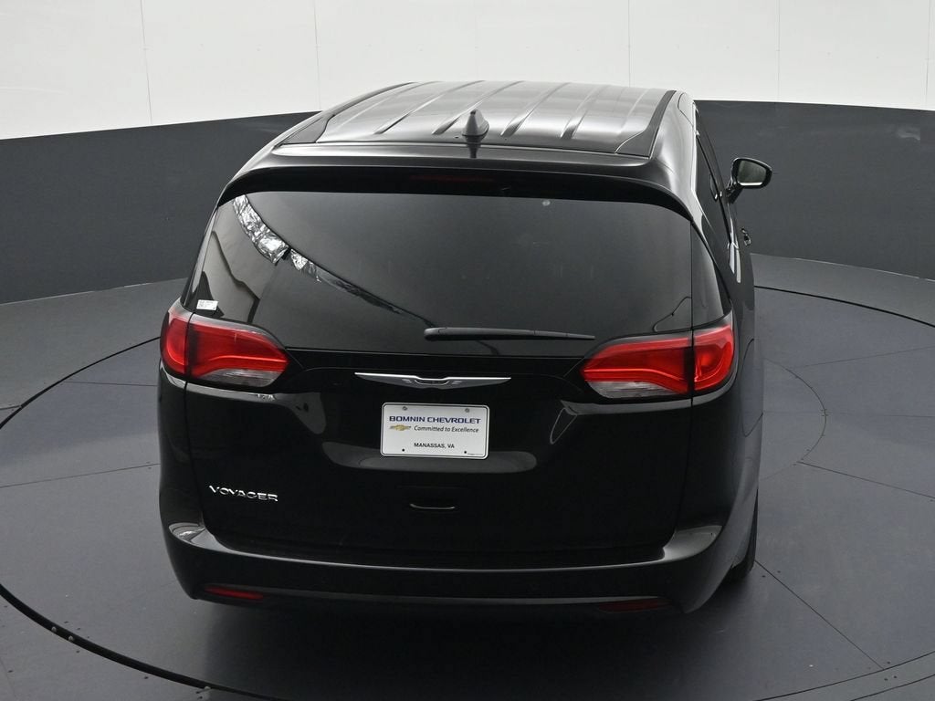 2026 Chrysler Voyager LX