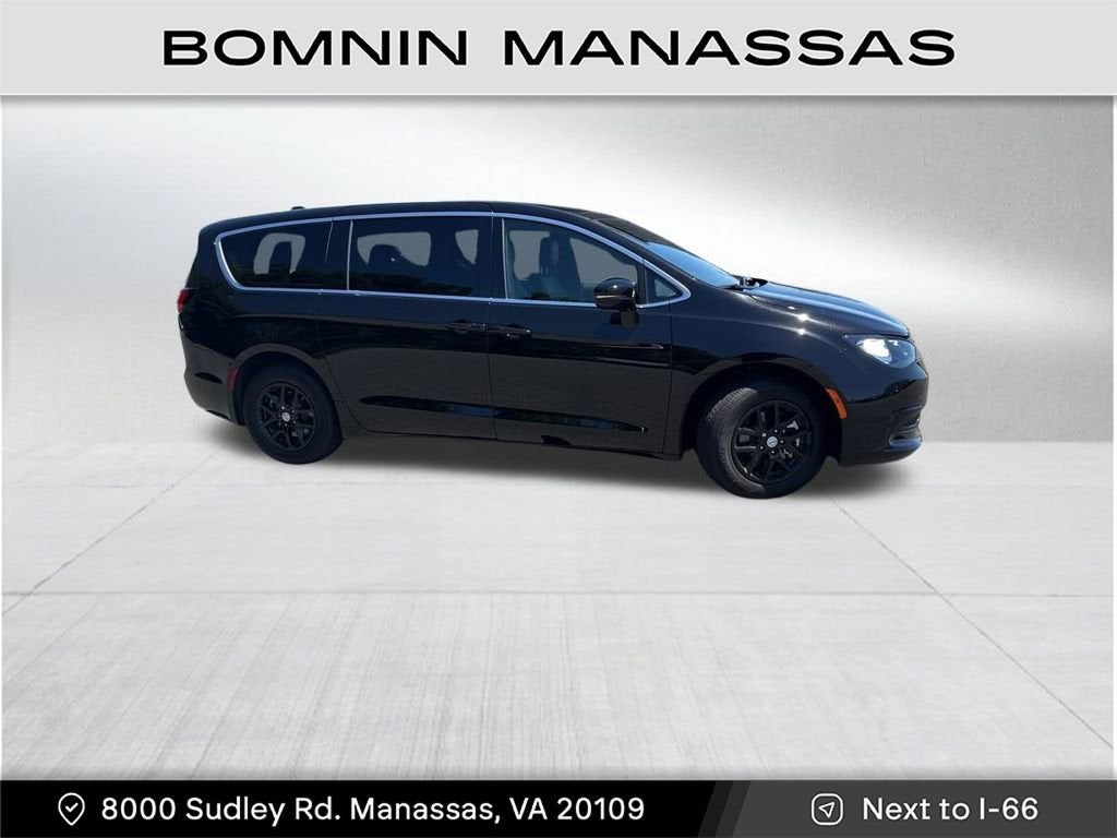 2026 Chrysler Voyager LX