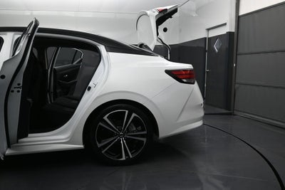 2023 Nissan Sentra SR Xtronic CVT