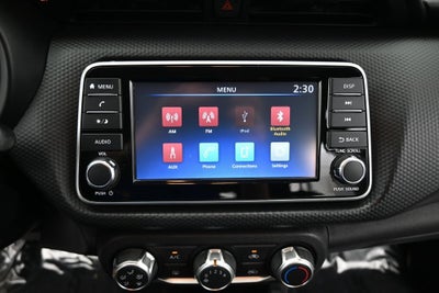 2024 Nissan Kicks S Xtronic CVT