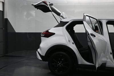 2024 Nissan Kicks S Xtronic CVT