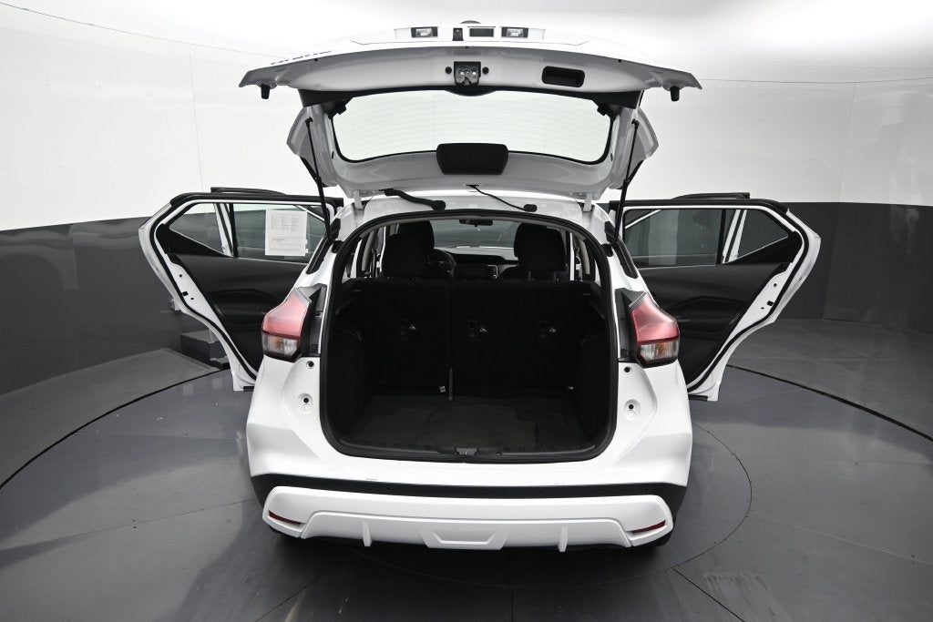 2024 Nissan Kicks S Xtronic CVT