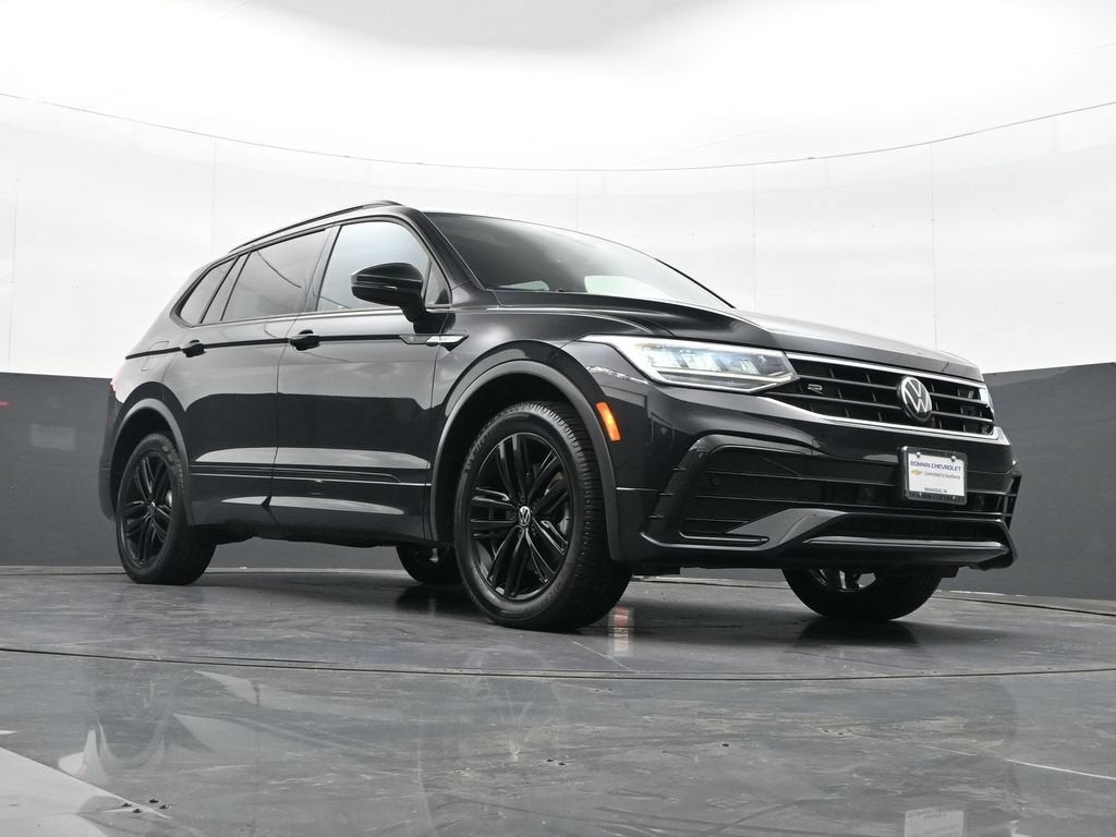 2022 Volkswagen Tiguan 2.0T SE R-Line Black