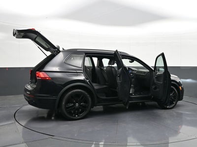 2022 Volkswagen Tiguan 2.0T SE R-Line Black