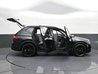 2022 Volkswagen Tiguan 2.0T SE R-Line Black