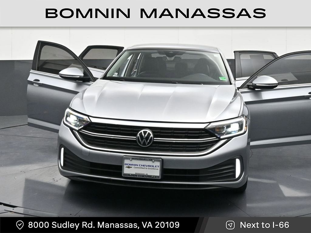 2023 Volkswagen Jetta SEL