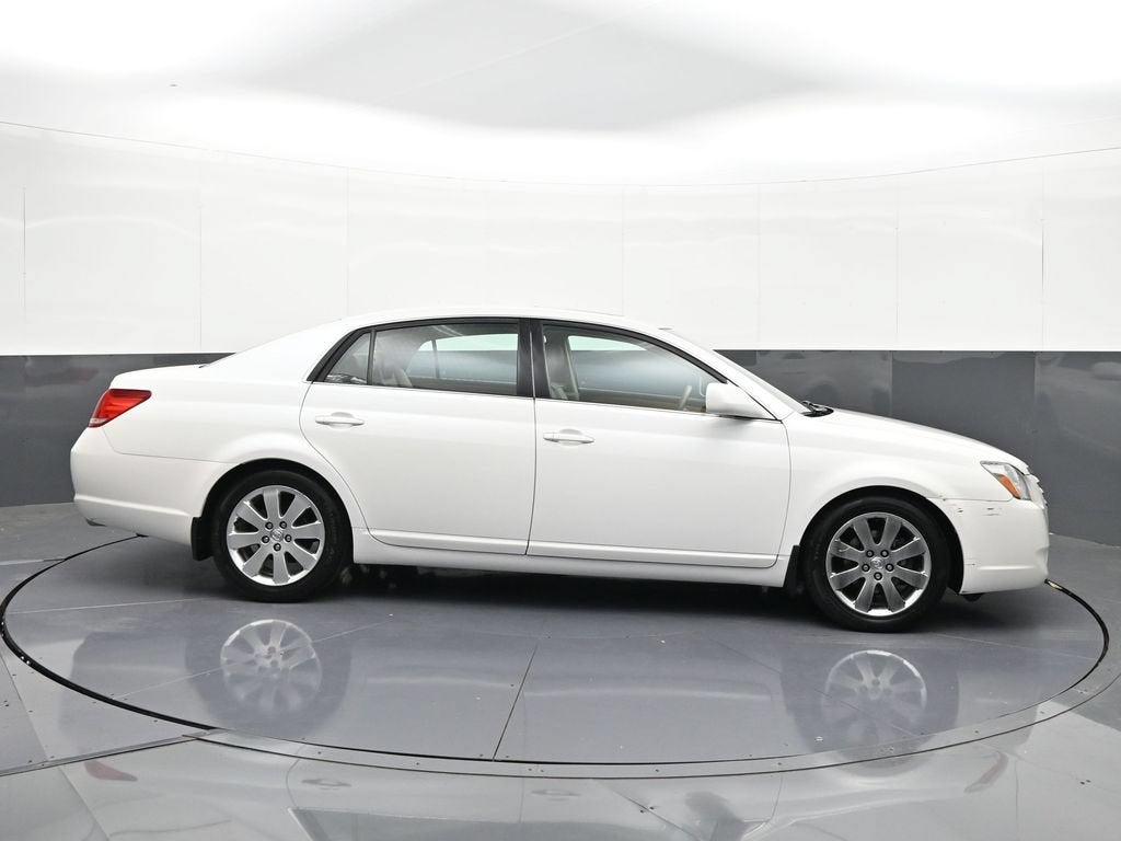 2005 Toyota Avalon XL
