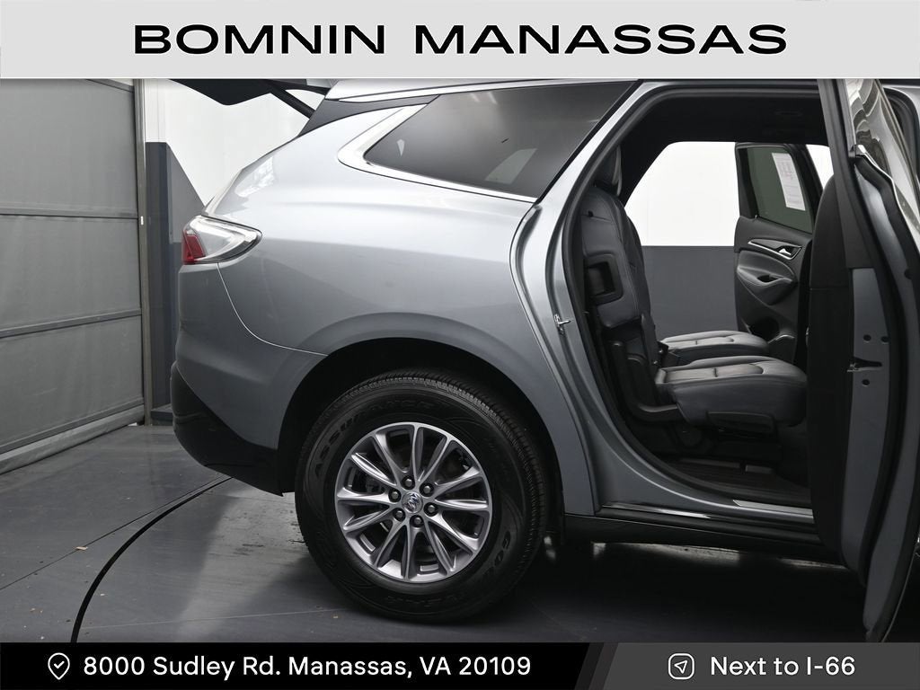 2023 Buick Enclave Essence