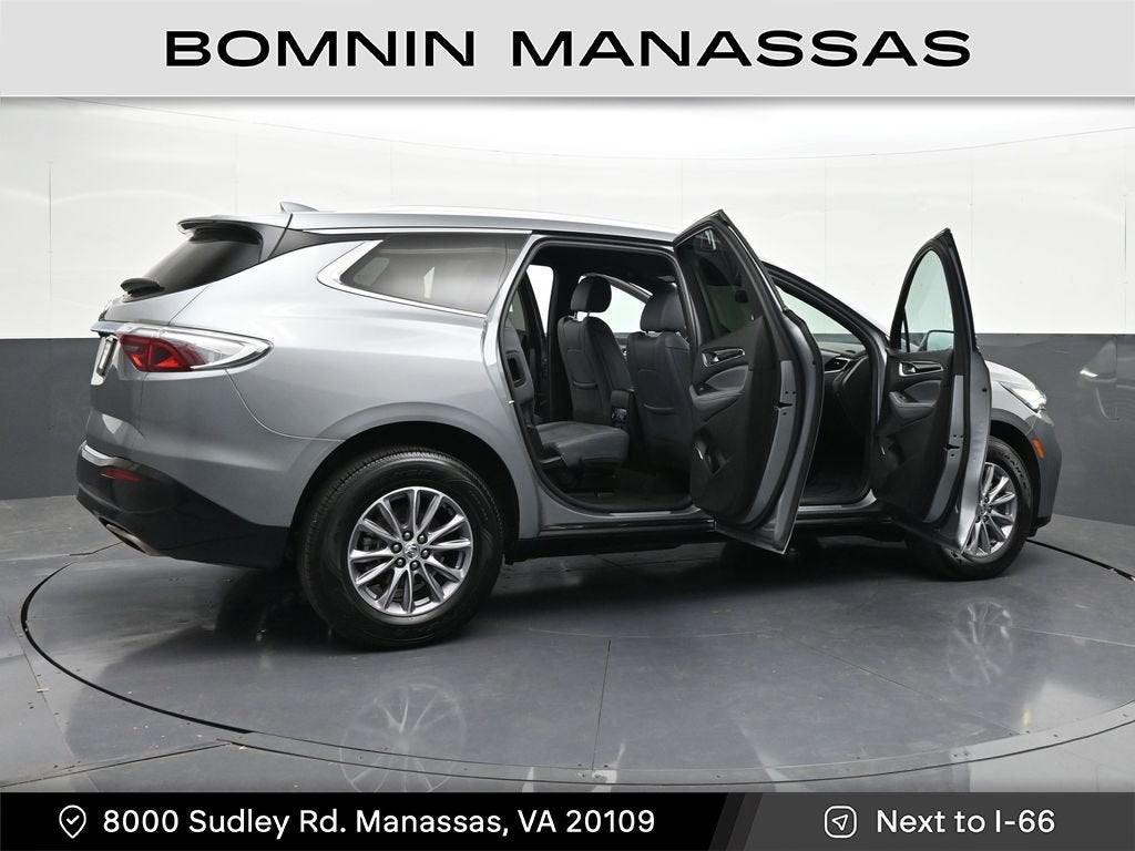 2023 Buick Enclave Essence