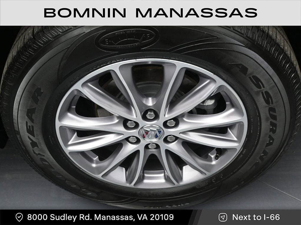 2023 Buick Enclave Essence