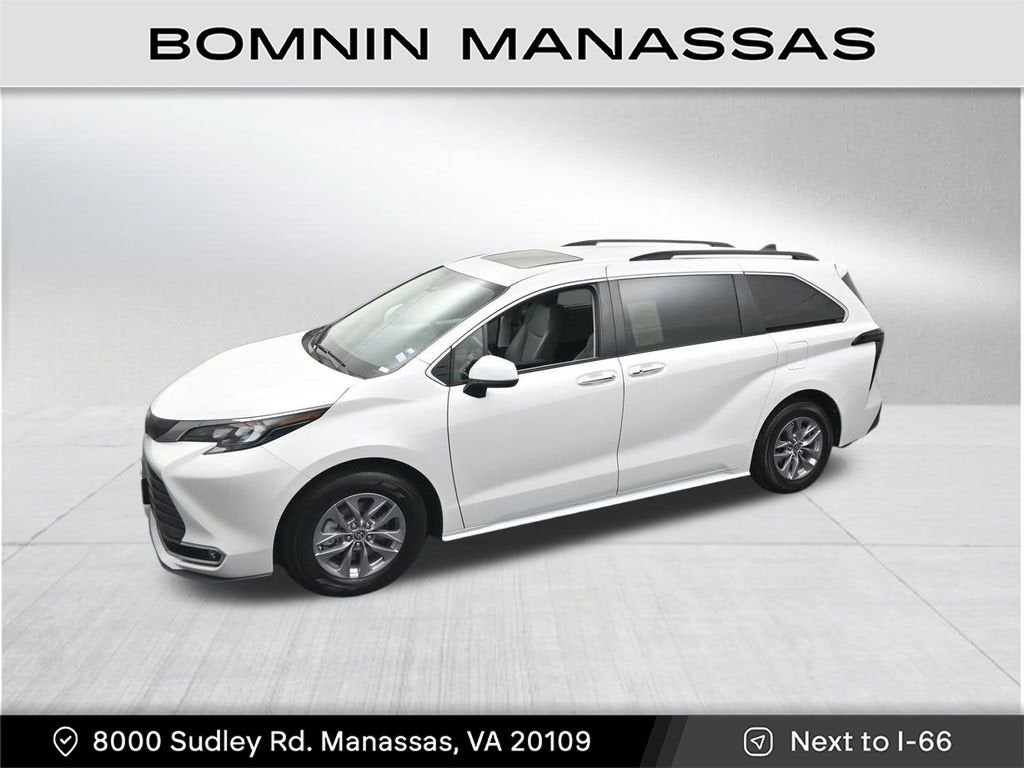 2024 Toyota Sienna XLE