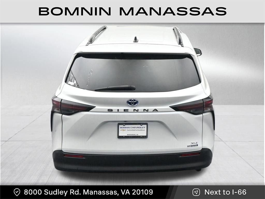 2024 Toyota Sienna XLE