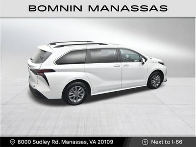 2024 Toyota Sienna XLE