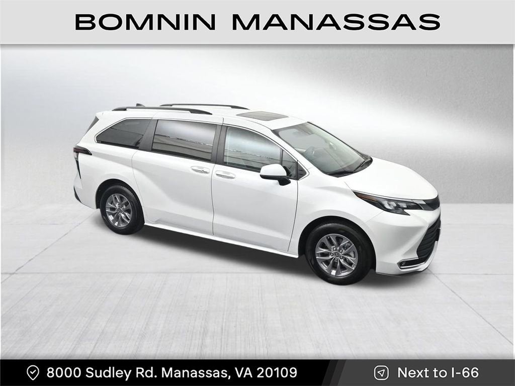 2024 Toyota Sienna XLE