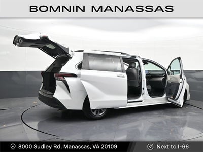 2024 Toyota Sienna XLE