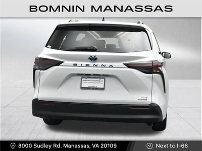 2024 Toyota Sienna XLE