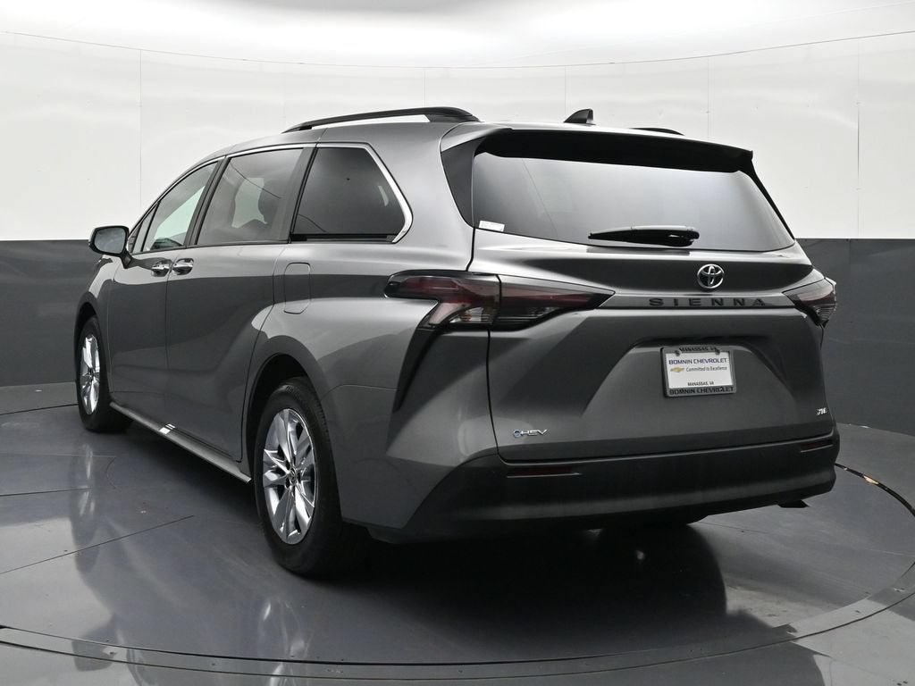 2026 Toyota Sienna XLE
