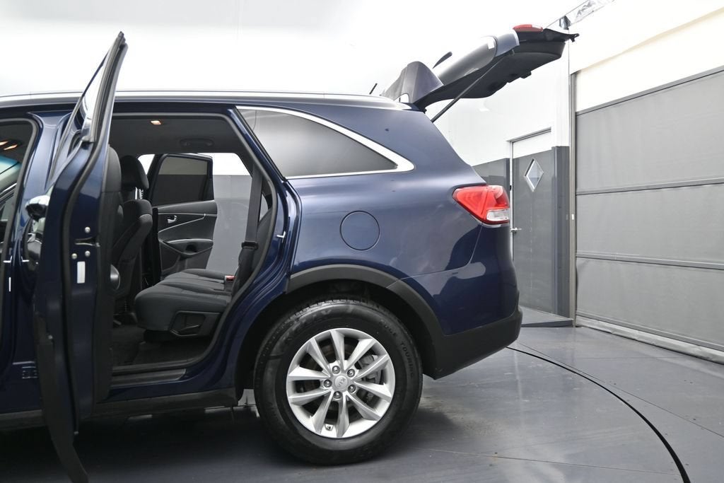 2016 Kia Sorento 2.4L LX